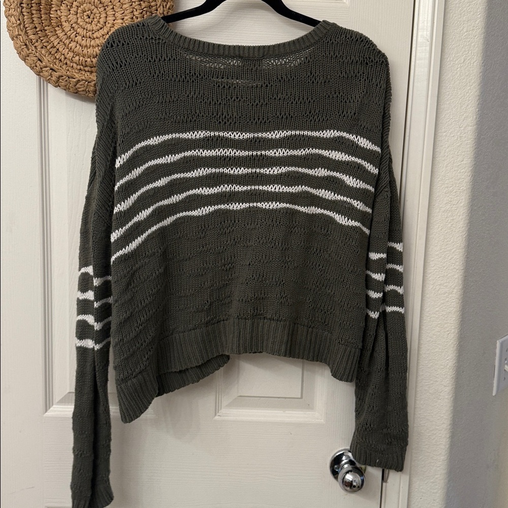 CAbi Scout Pullover - Picture 5 of 5